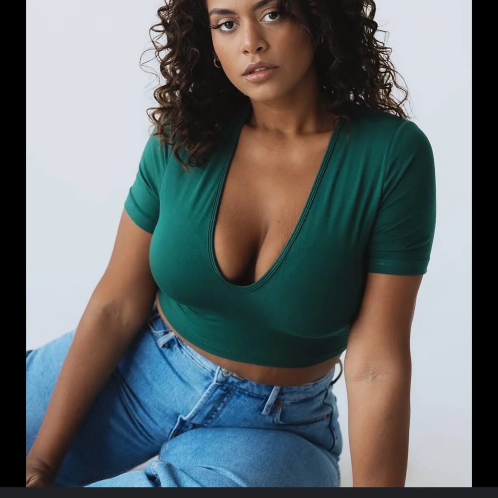 Klassy Network Green Fitted Crop Top with V-Neck